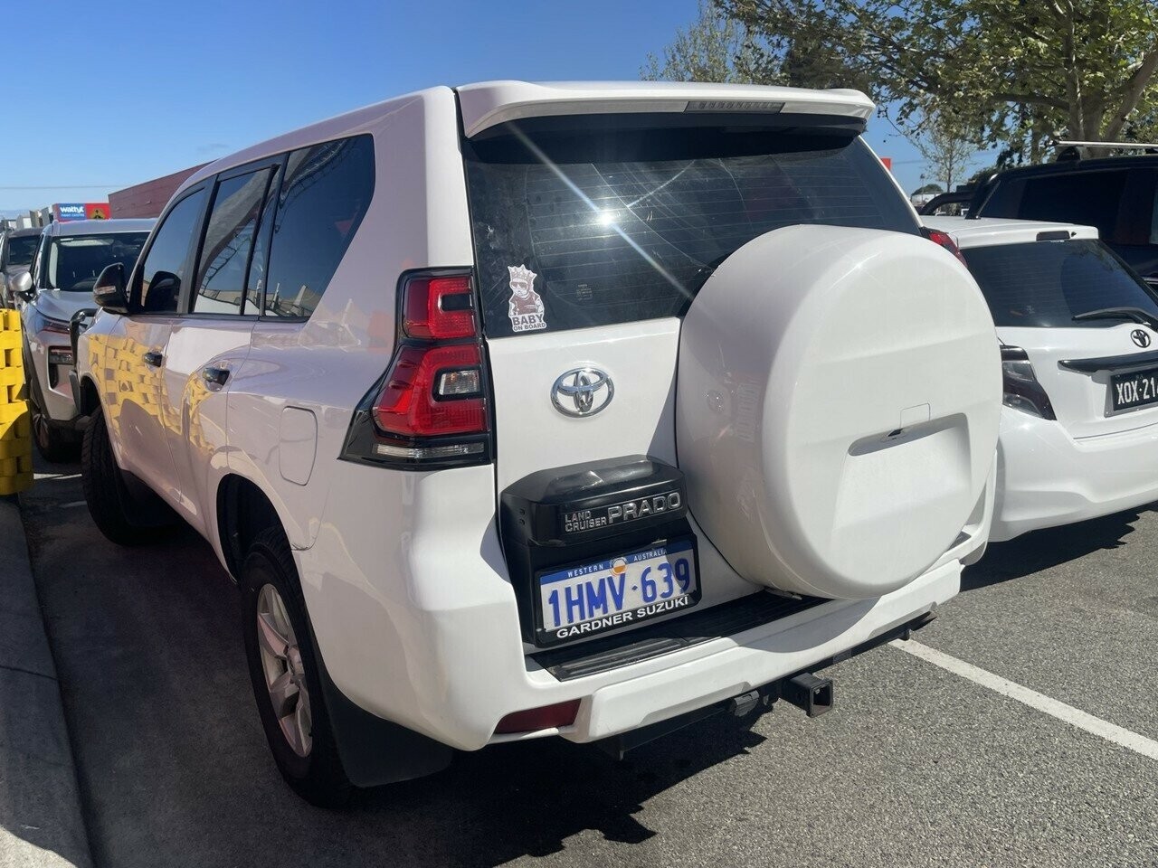 Toyota Landcruiser Prado image 3