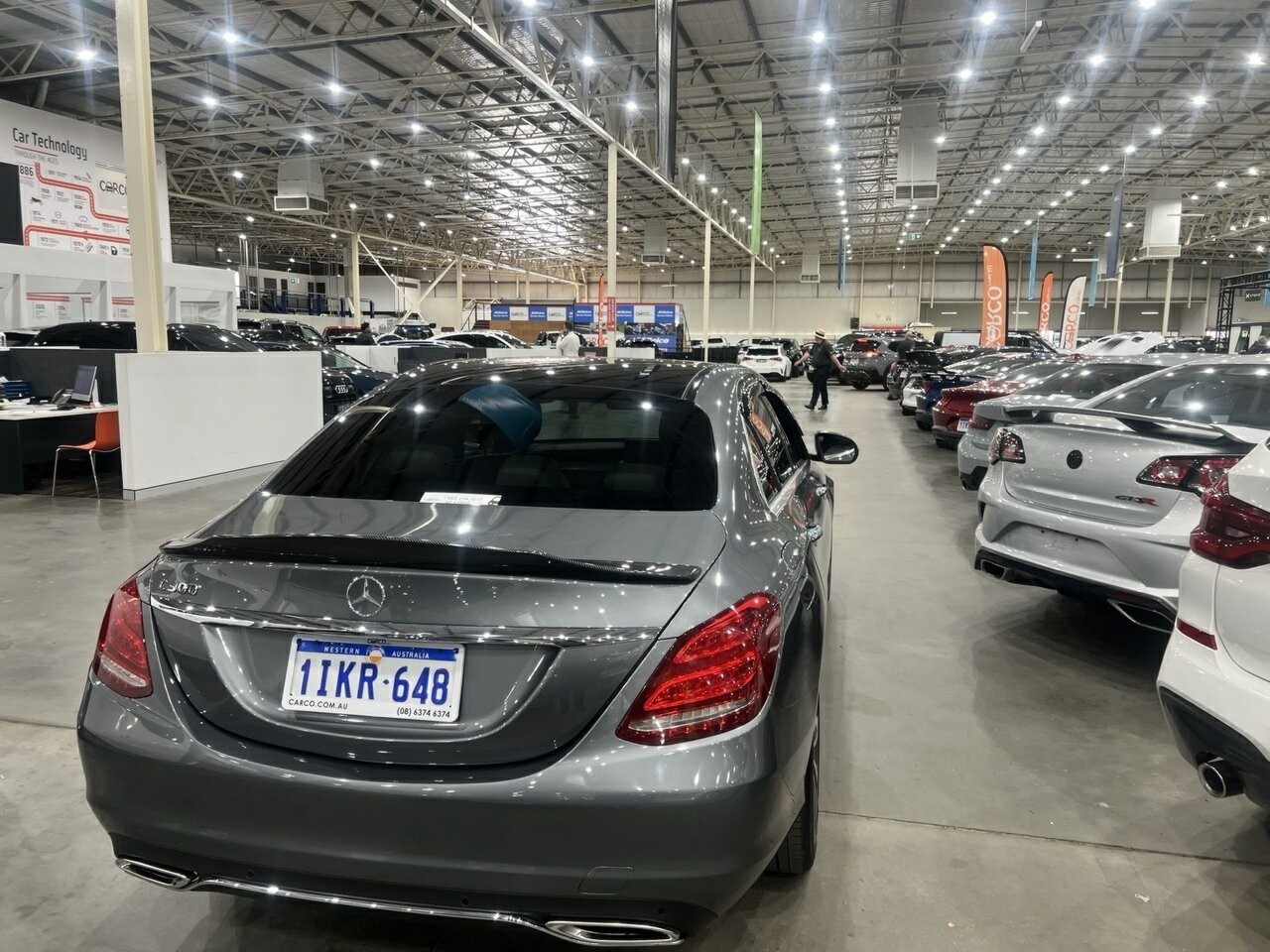 Mercedes Benz C-class image 3