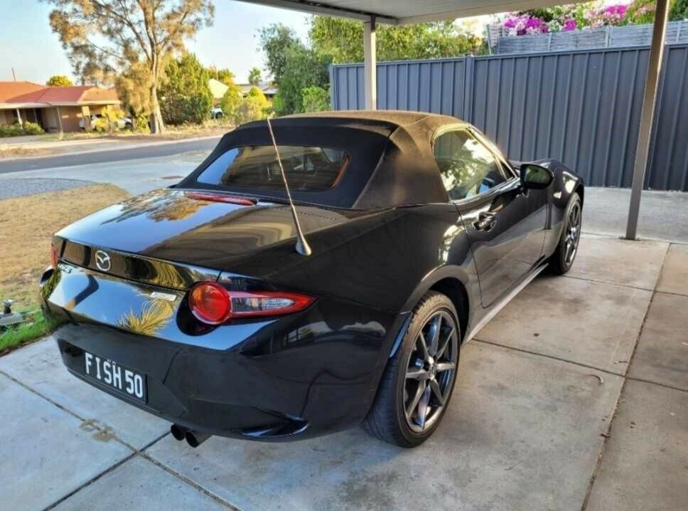 Mazda Mx-5 image 2