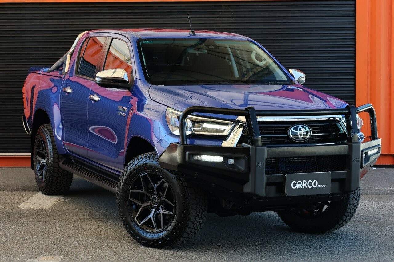 Toyota Hilux image 1