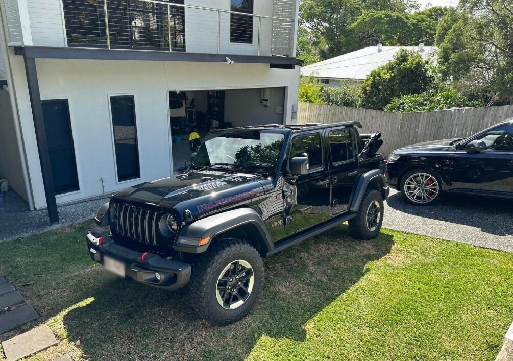 Jeep Wrangler image 3