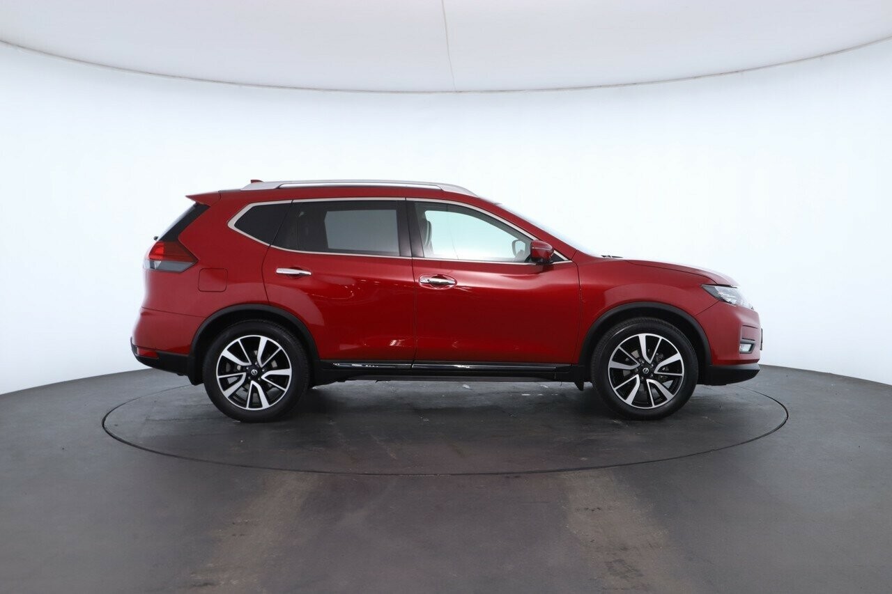 Nissan X-trail image 3