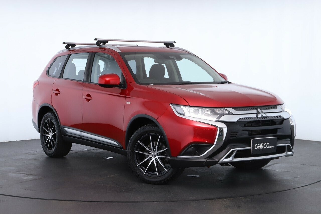 Mitsubishi Outlander image 1