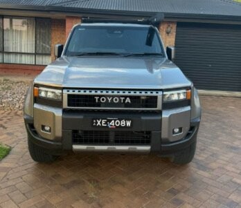 Toyota Landcruiser Prado image 2