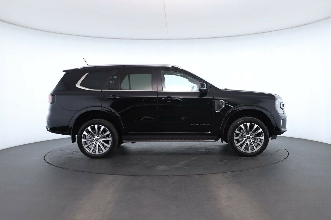 Ford Everest image 3