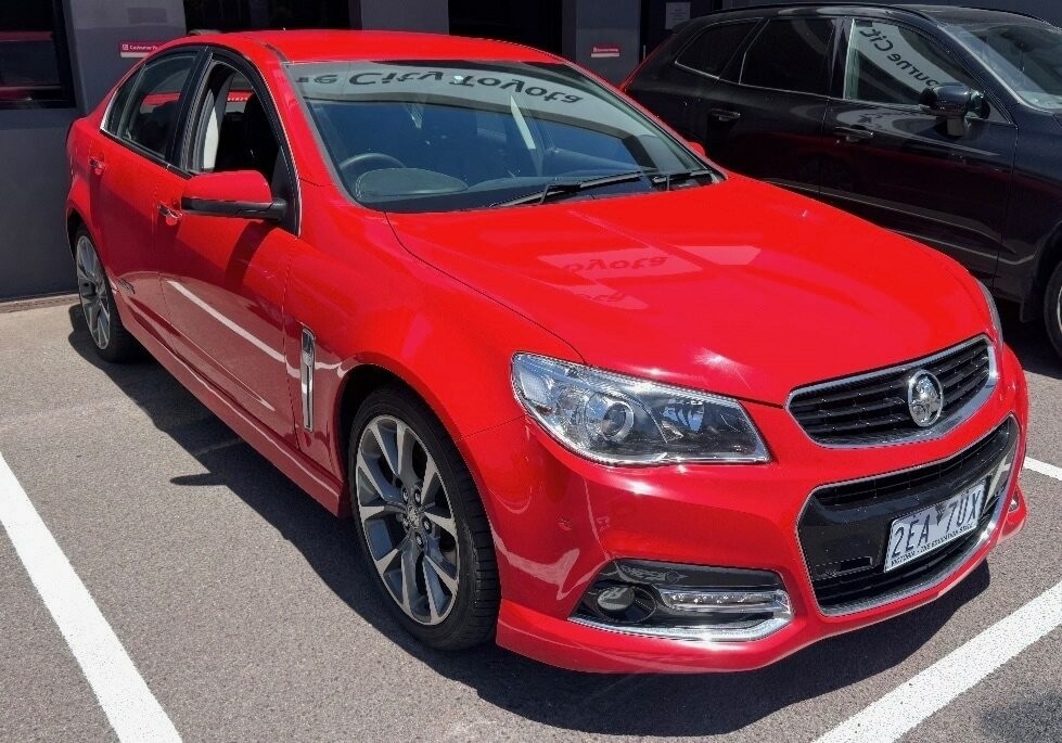 Holden Commodore image 1