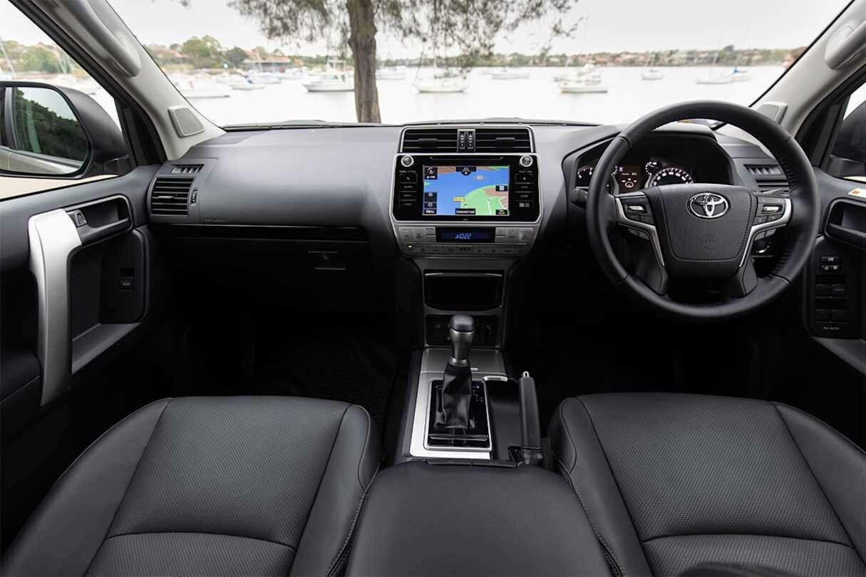 Toyota Landcruiser Prado image 2