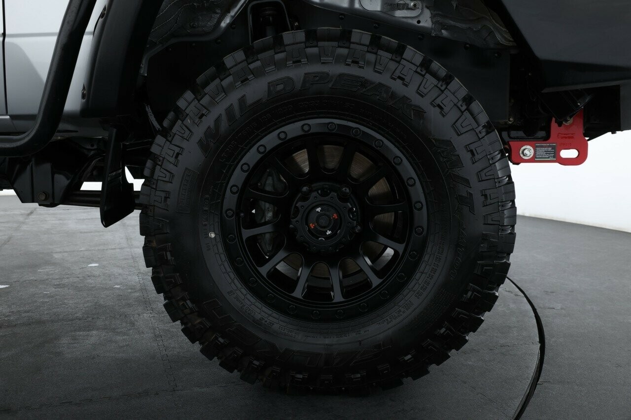 Toyota Landcruiser image 4