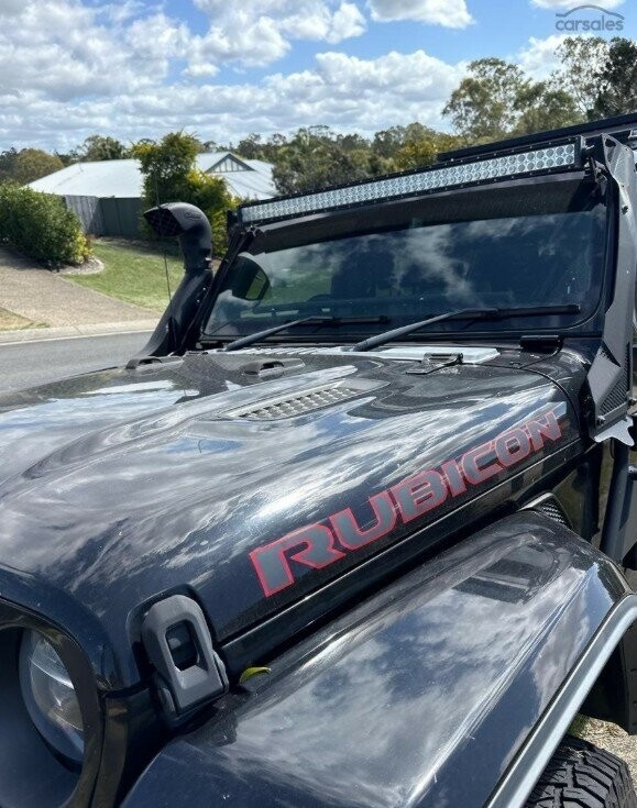 Jeep Gladiator image 2