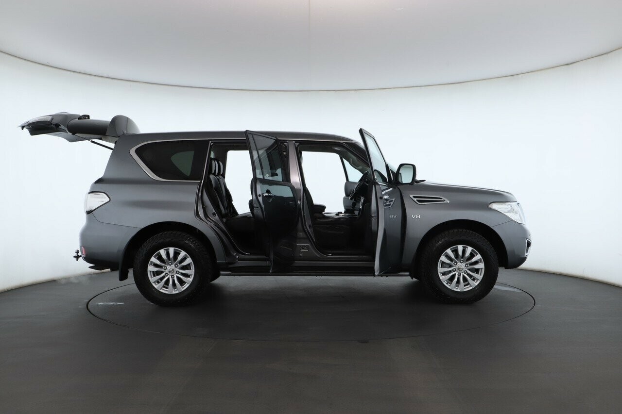 Nissan Patrol image 2
