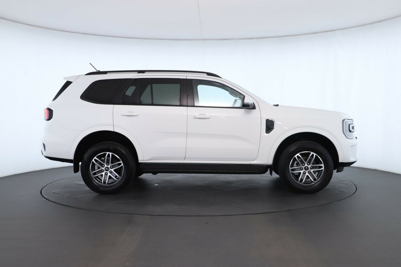 Ford Everest image 3