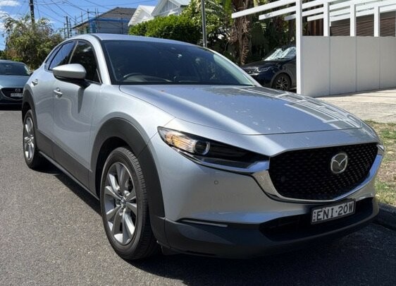 Mazda Cx-30 image 1