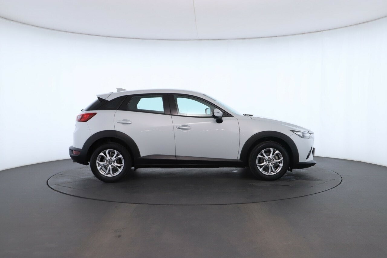 Mazda Cx-3 image 3