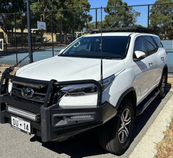 Toyota Fortuner image 2