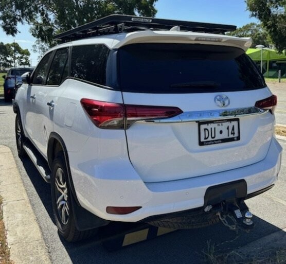 Toyota Fortuner image 3