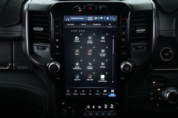 https://vehicle-cdn.autoleague.cloud/32409_61036705_25.jpg