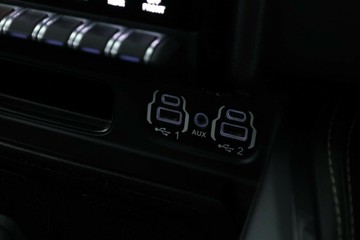 https://vehicle-cdn.autoleague.cloud/32409_61036705_30.jpg