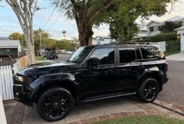 Toyota Landcruiser Prado image 1