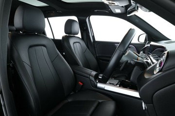 https://vehicle-cdn.autoleague.cloud/32409_61036850_21.jpg