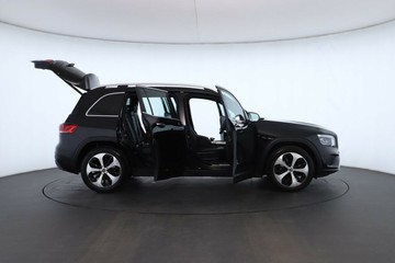 https://vehicle-cdn.autoleague.cloud/32409_61036850_3.jpg