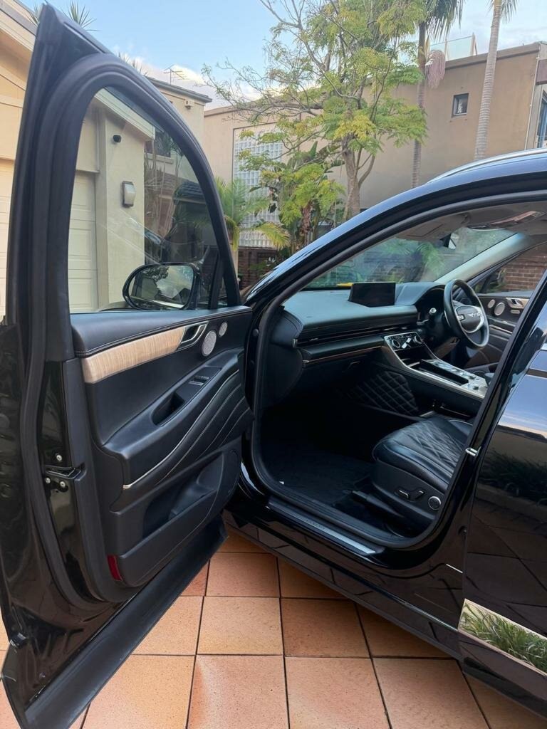 Genesis Gv80 image 4