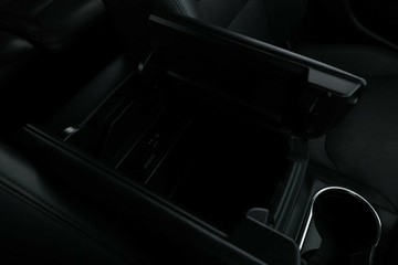 https://vehicle-cdn.autoleague.cloud/32409_61037159_33.jpg