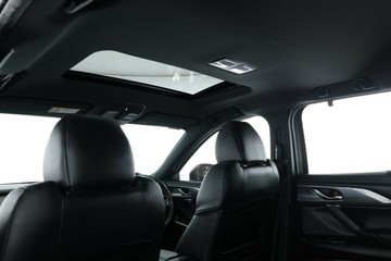 https://vehicle-cdn.autoleague.cloud/32409_61037159_37.jpg