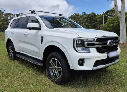 Ford Everest image 1