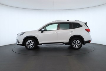 https://vehicle-cdn.autoleague.cloud/32409_61037274_12.jpg