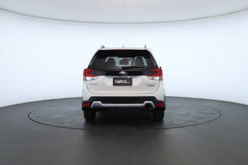https://vehicle-cdn.autoleague.cloud/32409_61037274_14.jpg