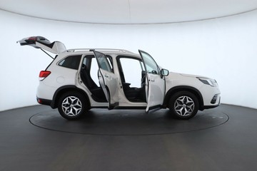 https://vehicle-cdn.autoleague.cloud/32409_61037274_2.jpg