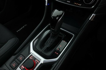https://vehicle-cdn.autoleague.cloud/32409_61037274_28.jpg