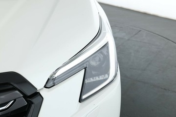 https://vehicle-cdn.autoleague.cloud/32409_61037274_9.jpg