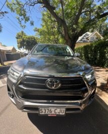 Toyota Hilux image 1
