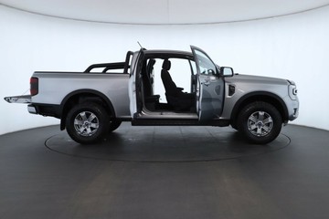 https://vehicle-cdn.autoleague.cloud/32409_61037485_2.jpg