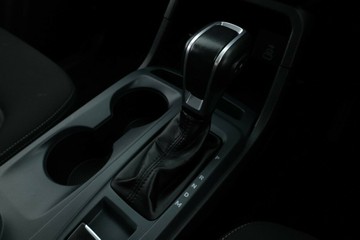 https://vehicle-cdn.autoleague.cloud/32409_61037485_27.jpg