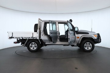 https://vehicle-cdn.autoleague.cloud/32409_61037493_2.jpg