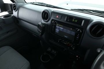 https://vehicle-cdn.autoleague.cloud/32409_61037493_22.jpg