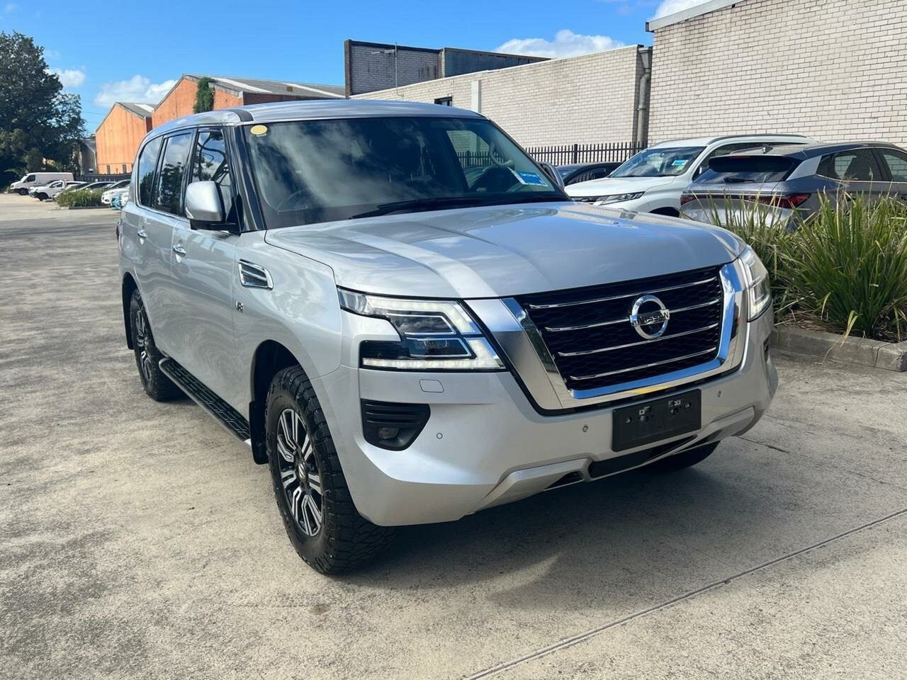 Nissan Patrol image 2