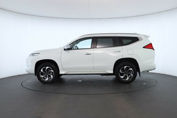 https://vehicle-cdn.autoleague.cloud/32409_61037507_13.jpg