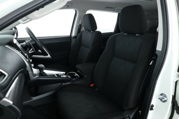 https://vehicle-cdn.autoleague.cloud/32409_61037507_31.jpg