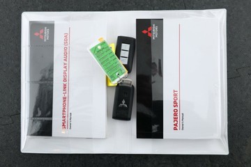https://vehicle-cdn.autoleague.cloud/32409_61037507_37.jpg