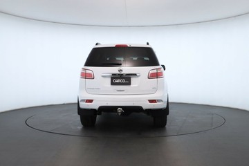 https://vehicle-cdn.autoleague.cloud/32409_61037578_14.jpg