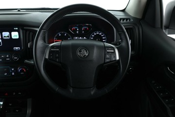 https://vehicle-cdn.autoleague.cloud/32409_61037578_21.jpg