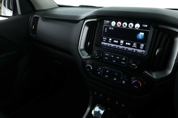 https://vehicle-cdn.autoleague.cloud/32409_61037578_23.jpg