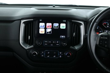 https://vehicle-cdn.autoleague.cloud/32409_61037578_26.jpg