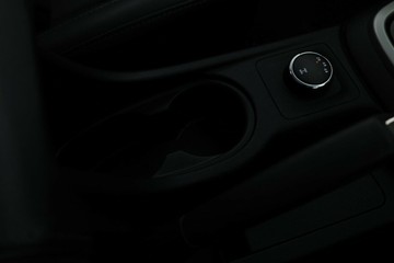 https://vehicle-cdn.autoleague.cloud/32409_61037578_30.jpg