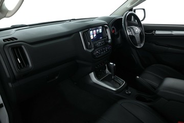 https://vehicle-cdn.autoleague.cloud/32409_61037578_33.jpg