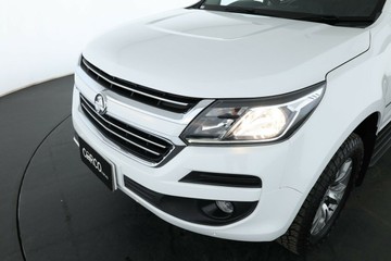 https://vehicle-cdn.autoleague.cloud/32409_61037578_9.jpg