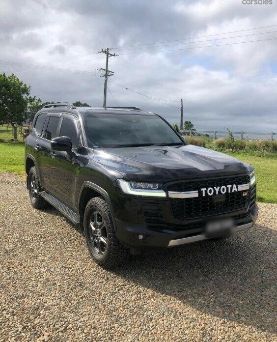 Toyota Landcruiser image 1